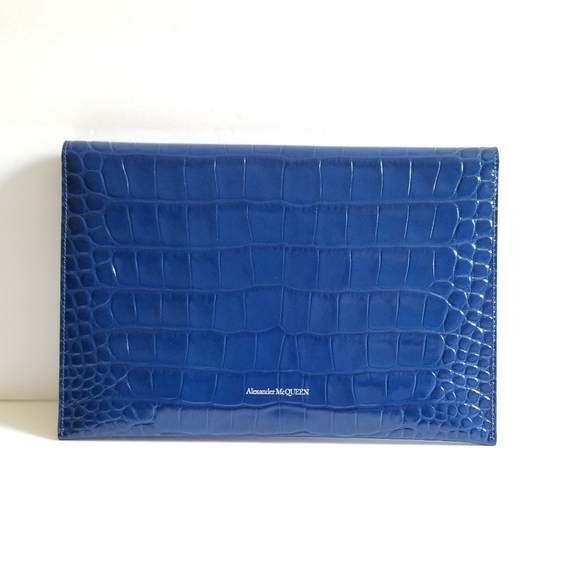 Alexander McQueen Skull Croc-Embossed Leather Pouch Indigo - Picture 6 of 8